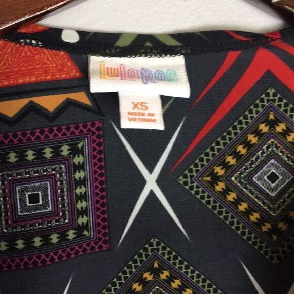 LulaRoe | Printed Joy Cardigan Vest NWT | XS - Picture 2 of 4